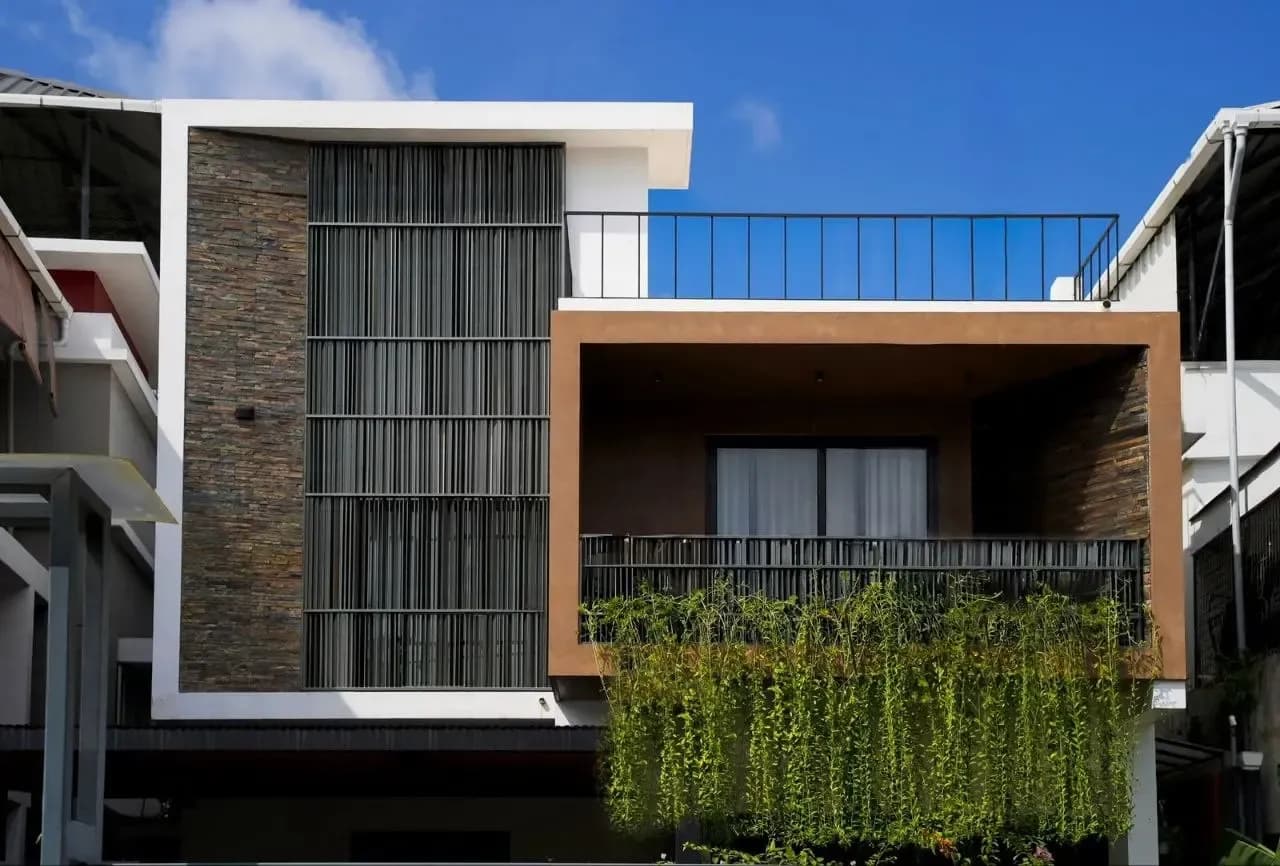 Compact Modern — Kochi